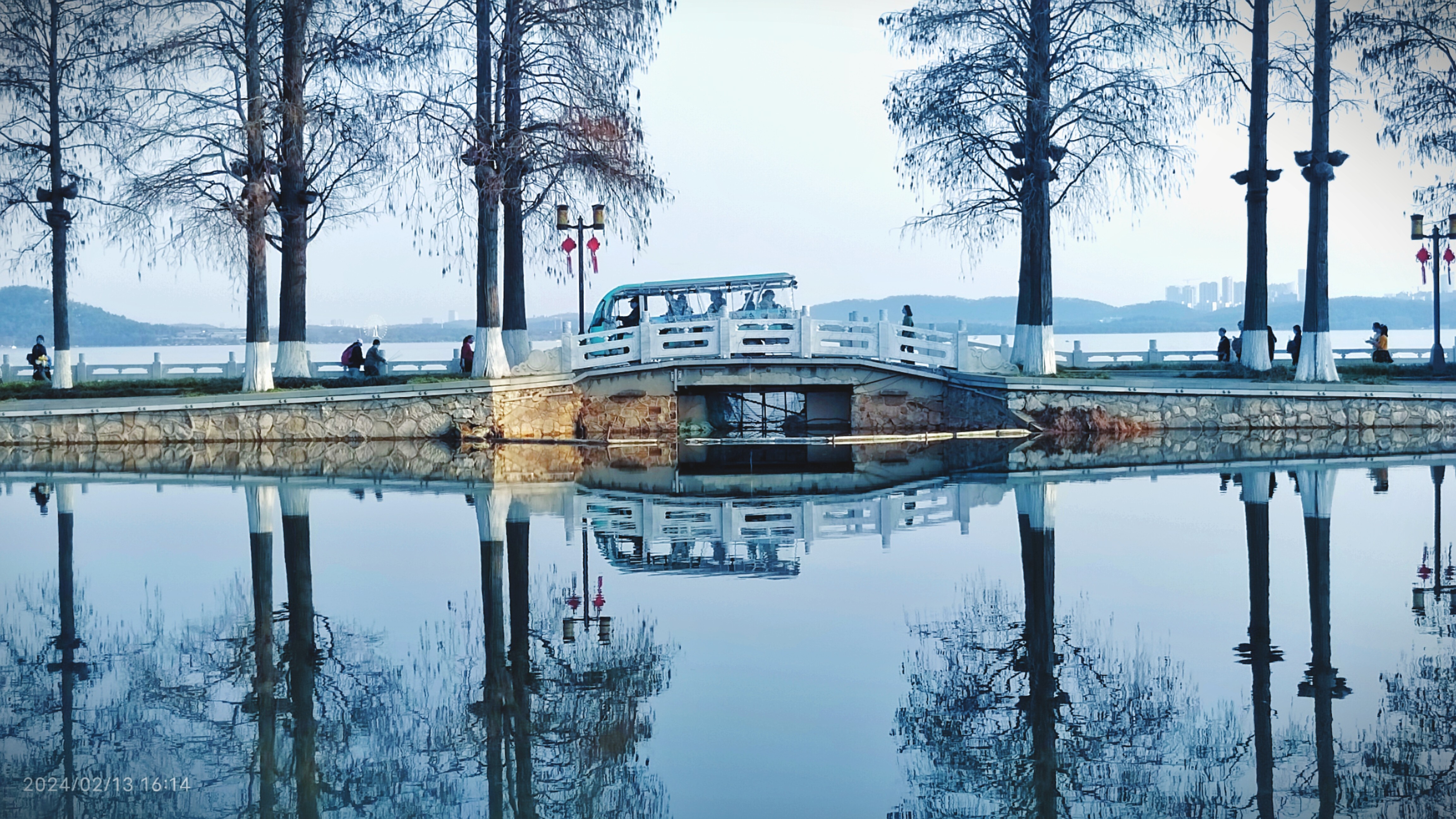 东湖